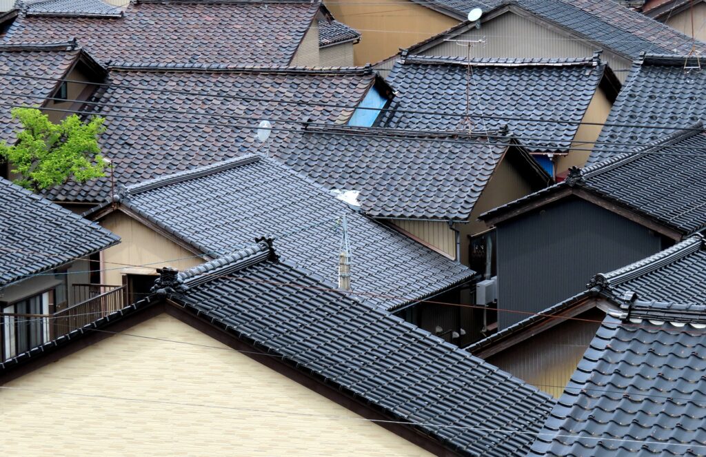 瓦屋根