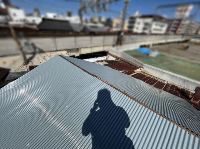 池田市 トタン波板の確実な固定
